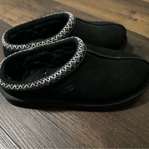 Ugg Tasman Slippers size 5Y
